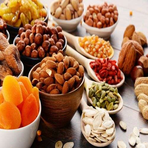 The difference between Nuts and Dry Fruits?